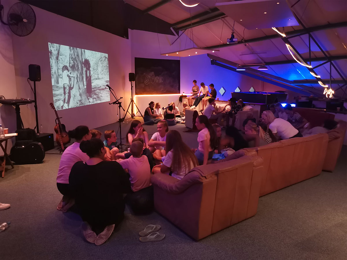 Corpus Christi Hartklop - Tienerbediening