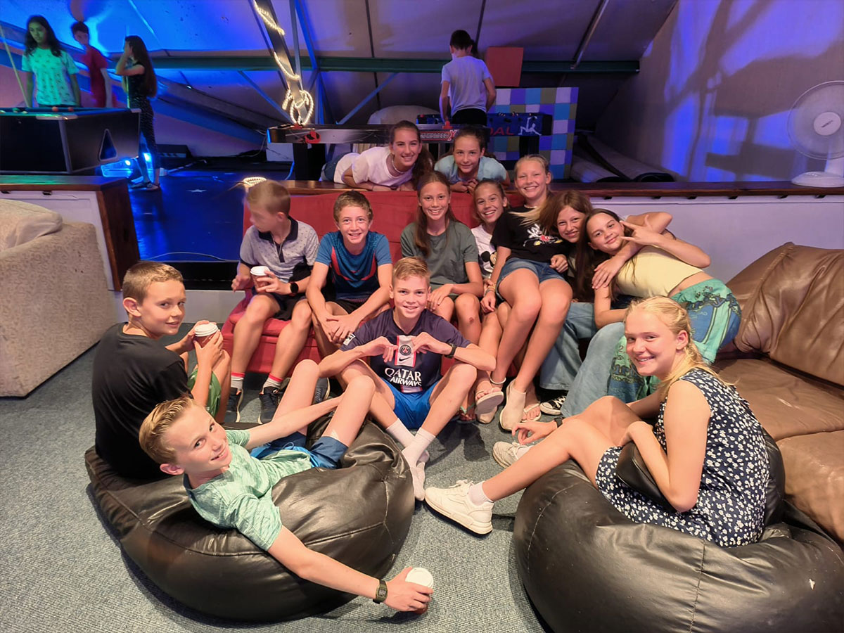 Corpus Christi Hartklop - Tienerbediening